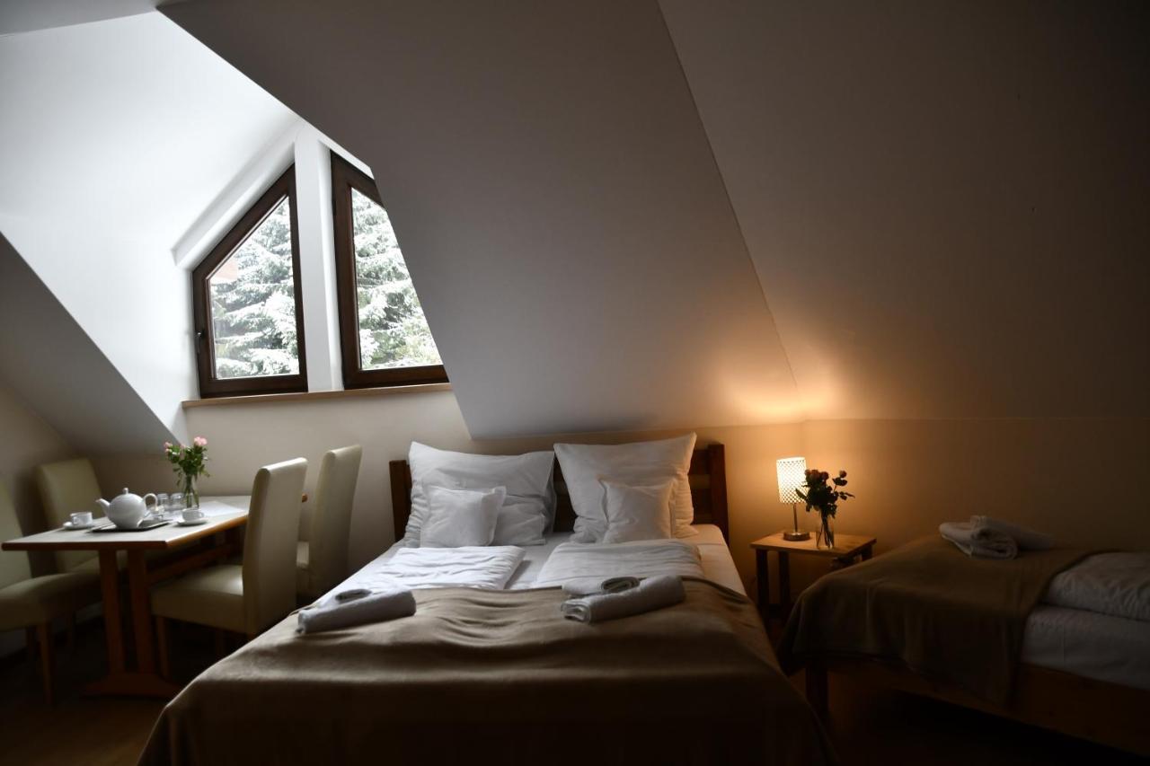 Bed and Breakfast Gosciniec Pod Lubomirem Weglowka  Exterior foto