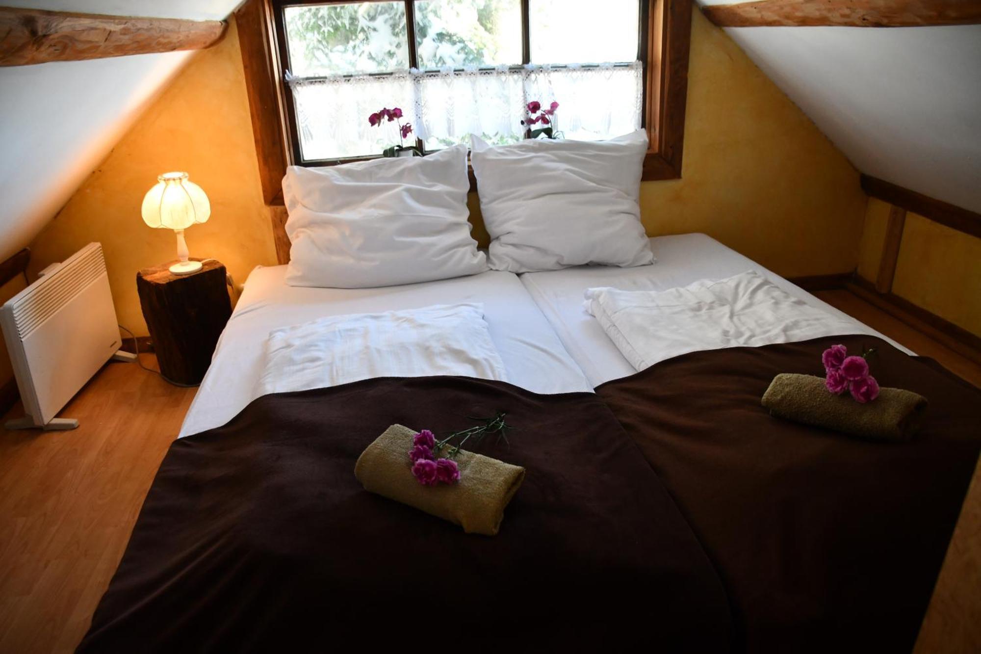 Bed and Breakfast Gosciniec Pod Lubomirem Weglowka  Exterior foto