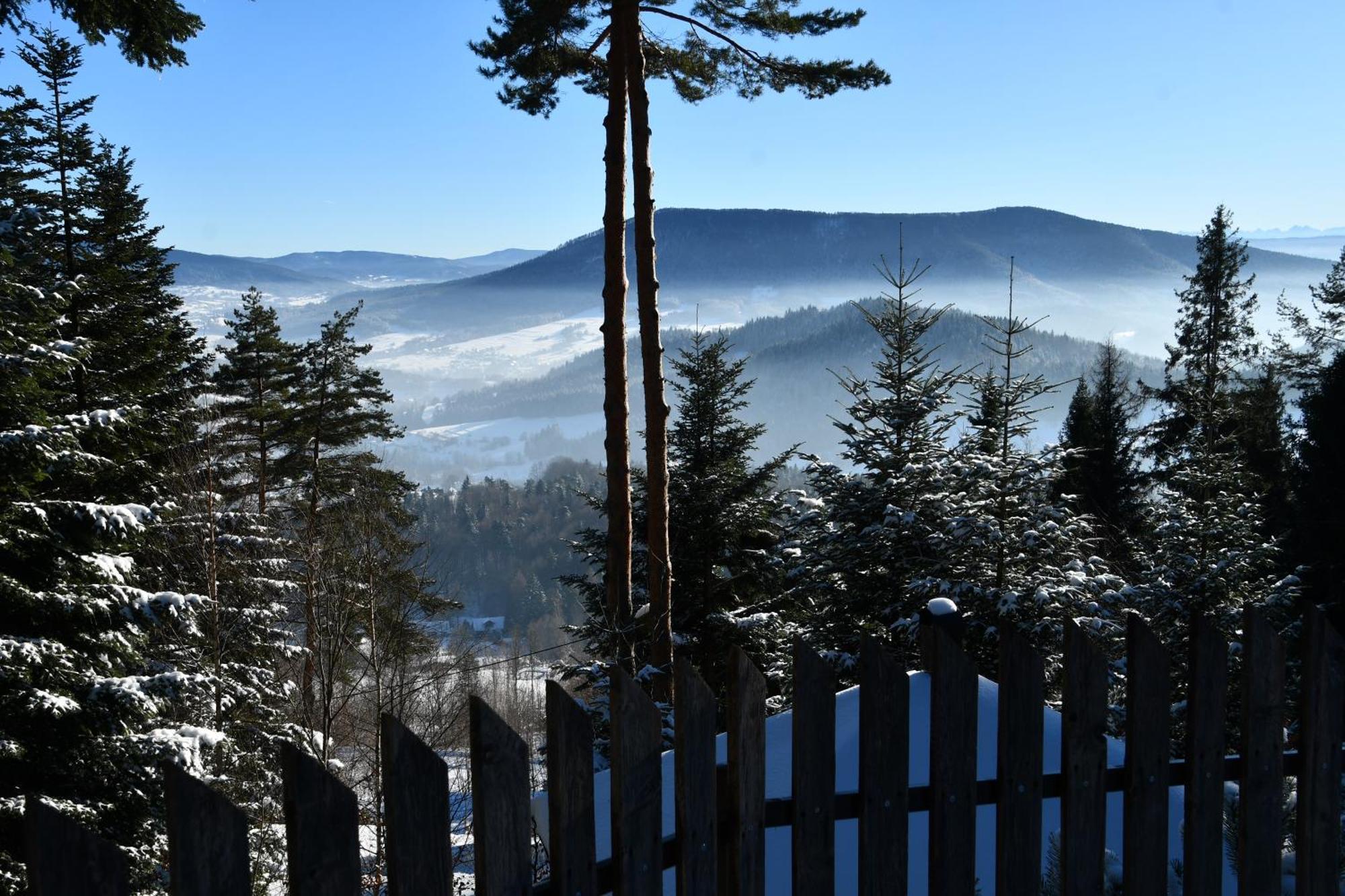 Bed and Breakfast Gosciniec Pod Lubomirem Weglowka  Exterior foto