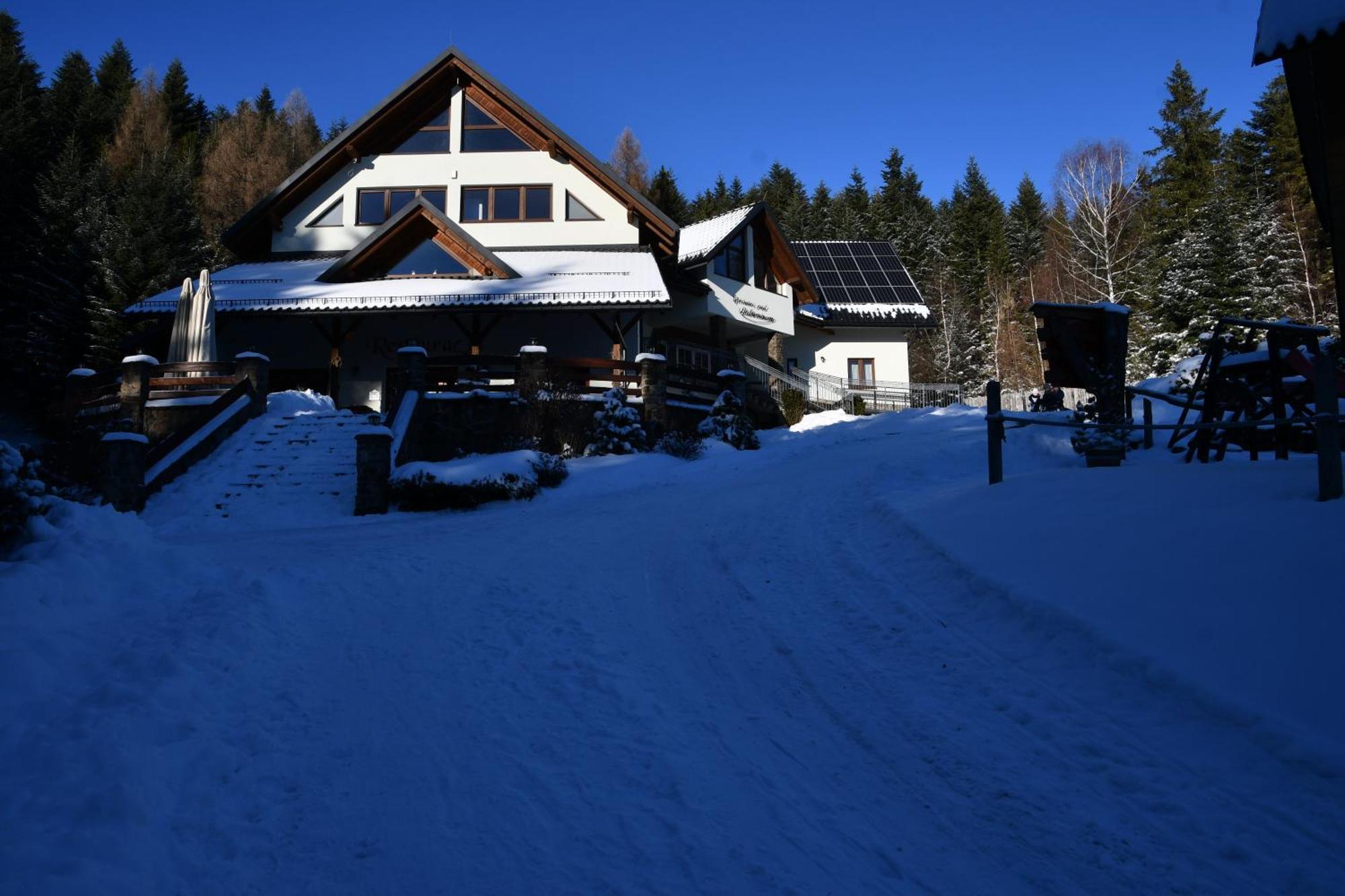 Bed and Breakfast Gosciniec Pod Lubomirem Weglowka  Exterior foto