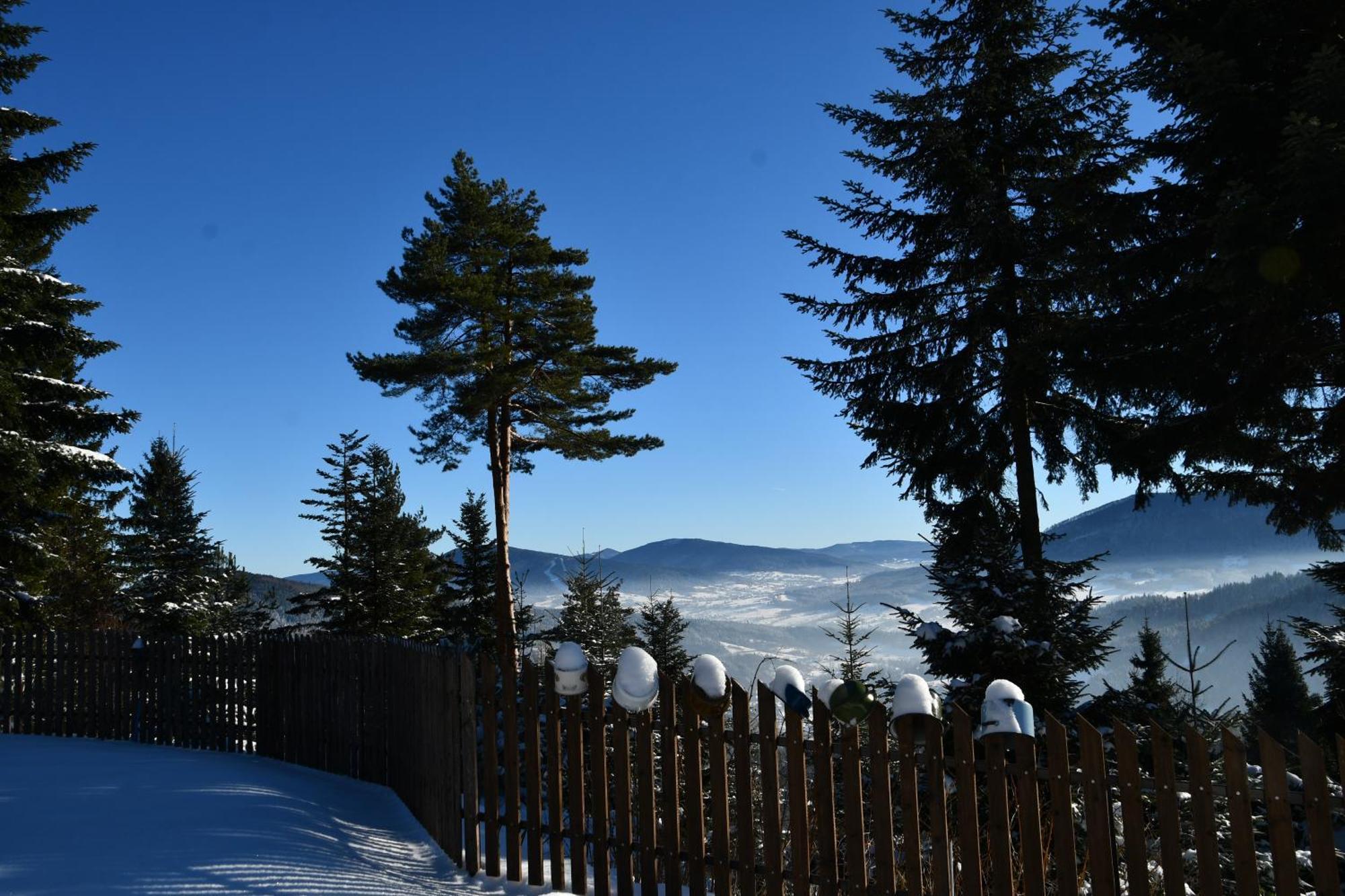 Bed and Breakfast Gosciniec Pod Lubomirem Weglowka  Exterior foto